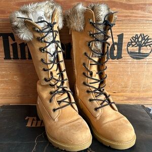 Women’s 5 Timberland Boots